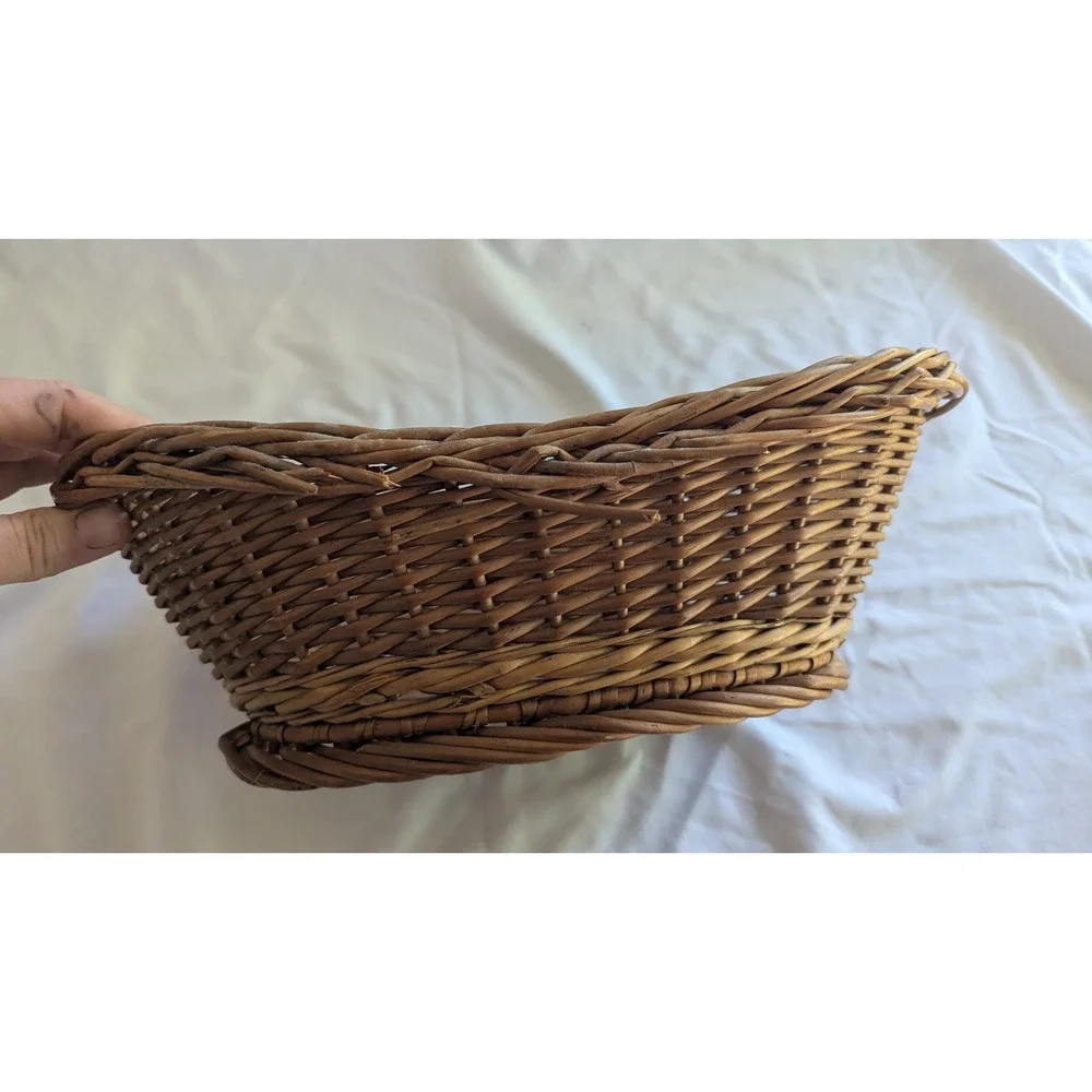 Vintage Style Brown Wicker Oval Storage Basket Footed Farmhouse Decor 14.5in